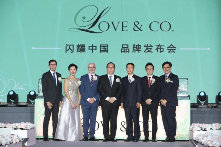 ʱ鱦Ʒ Love & Co. ǳйг